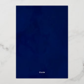 ネイビエレガントーブルーの水彩画と金ゴールド結婚ズ 箔招待状 (裏面)