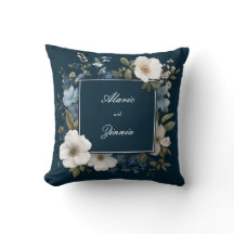 ネイビエレガントーブルーフローラと白い花