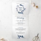 ネイビエレガントーブルーフローラリース写真結婚の 三つ折り招待状 (内部)