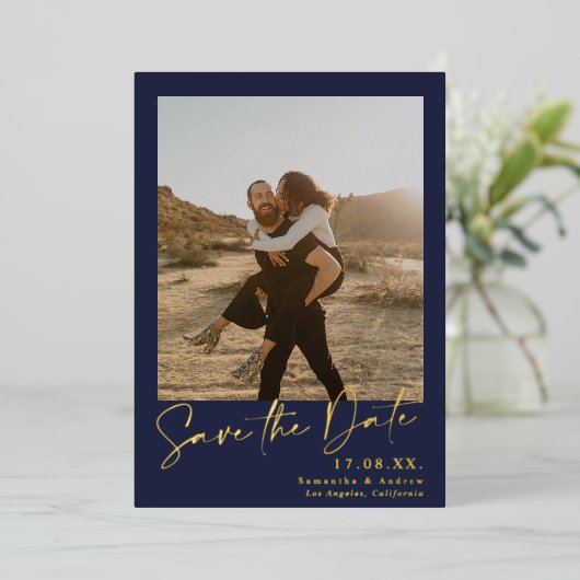 ネイビエレガントーブルー2枚の写真が日付を保存 箔招待状 (立ち正面)