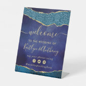 ネイビエレガントーブルー&金ゴールドア結婚ガテへようこそ 台座サイン (正面)