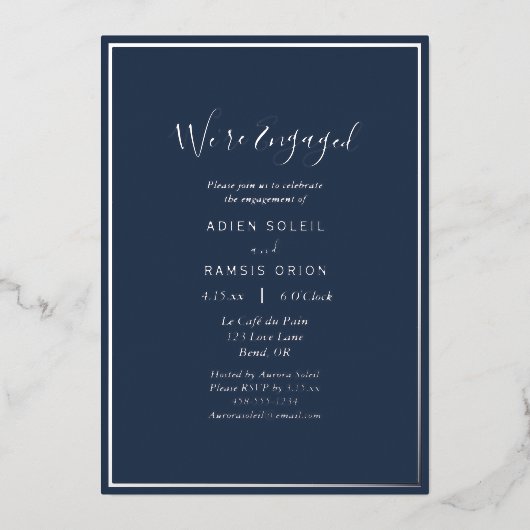 ネイビエレガントーモダン・シルバー私たちは婚約したパーティー 箔招待状 (正面)