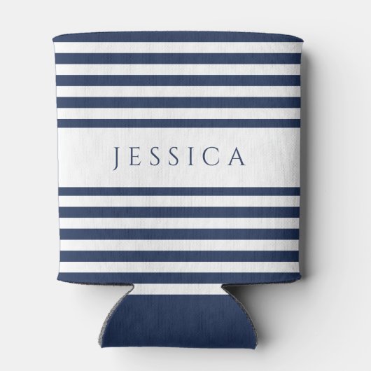 ネイビモダンーブルーストライプの名前をカスタムする 缶クーラー (裏面)