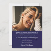 ネイビモダンーブルー写真卒業 サンキューカード (裏面)