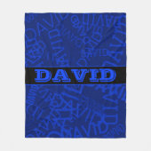 ネイビモノグラムのーブルーの名前コラージュ フリースブランケット (正面)
