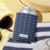 ネイビーおよび白の矢印パーソナライズされた 缶クーラー