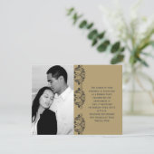 ネイビーとゴールドのマスカレード ウェディングエンゲージメント 招待状 (スタンド正面)