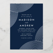 ネイビーとシルバーの幾何学的結婚渦巻き 箔招待状 (正面)