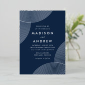ネイビーとシルバーの幾何学的結婚渦巻き 箔招待状 (立ち正面)