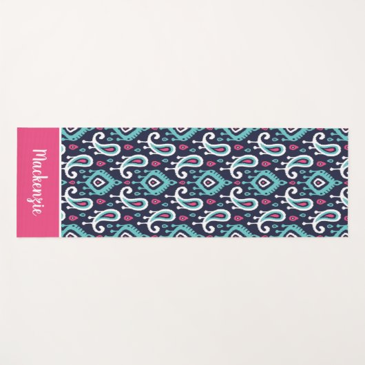 ネイビーとピンクのイカットペイズリー名モノグラム ヨガマット (正面(横))