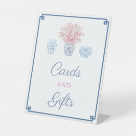 ネイビーとピンクの陳腐なウェディングカードとギフト 台座サイン