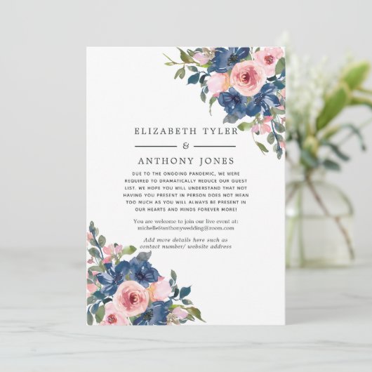 ネイビーとブラッシュの花束 ウェディング 減少したゲストリスト 案内状 (スタンド正面)