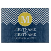 ネイビーとホワイトのシェブロン模様カスタムモノグラム カッティングボード (正面)