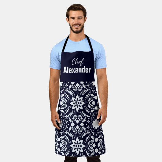ネイビーとホワイトのフォークフラワーエプロン エプロン (着用した状態)