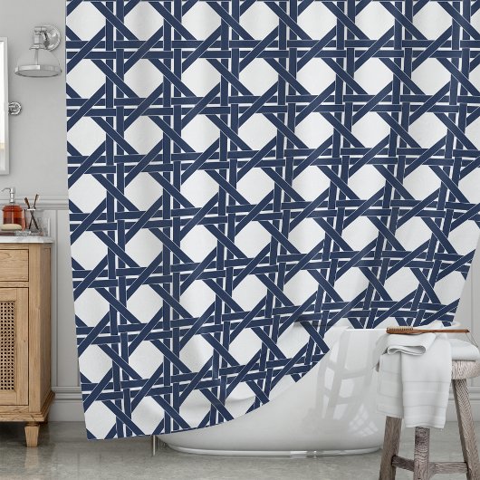 ネイビーとホワイトサマーラタンのバスケット織りパターン シャワーカーテン