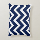 ネイビーとホワイトシェブロンのジグザグパターン アクセントクッション (裏面(縦))