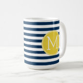 ネイビーとホワイトパタストライプのーンのイエローモノグラム コーヒーマグカップ (正面右)