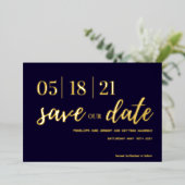 ネイビーと赤面ピンクの金ゴールドフォイルのスクリプトは日付を保存 箔招待状 (立ち正面)