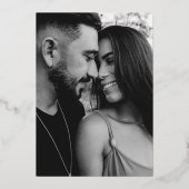 ネイビーと金ゴールドのスクリプト結婚の写真 箔招待状 (裏面)