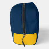 ネイビーと金ゴールドモノグラムのロゴクレスト ドップキット (右)