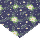 ネイビーの白いポインセテ離れィアのグリズムクリスマス テーブルクロス (アングル)