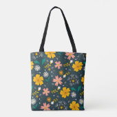 ネイビーの花園の幻想的な春のパターン トートバッグ (裏面)