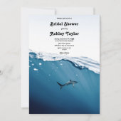 ネイビーアンダーウォーターシャーク航海のビーチブライダルシャワー 招待状 (正面)