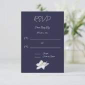 ネイビーエレガントズのホワイトマグノリア結婚フローラ 出欠カード (スタンド正面)