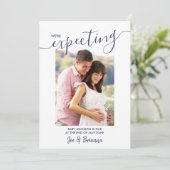 ネイビーエレガントピンク妊娠の写真スクリプト 案内状 (スタンド正面)