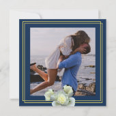 ネイビーエレガントブルーフォト金ゴールドスクリプトホワイトローズ セーブザデート (裏面)