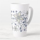 ネイビーエレガントブルーフローラルパターン | カフェラテマグ (右アングル)