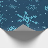 ネイビークラシックブルーのクリスマススノーフレーク ラッピングペーパー (角)