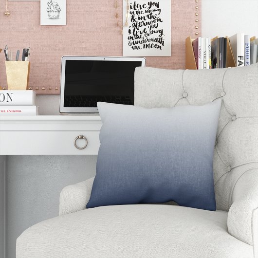 ネイビーグラディエントグラデーション装飾用クッション クッション