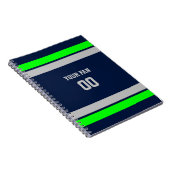 ネイビーグリーン&グレーサッカーチームパーソナライズされた ノートブック (右側)