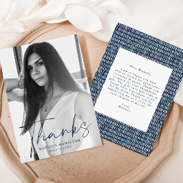 ネイビースタイリッシュスクリプト写真卒業 サンキューカード