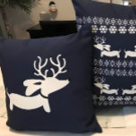 ネイビートナディアダックスシュントChristmas Decor クッション<br><div class="desc">かわいいウィーナー犬のクリスマスデコールはウェエンダーの贈り物や商品を特集。</div>