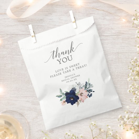 ネイビーブライダルシャワー好意バッグラブズスウィート フェイバーバッグ (クリップ留めされた状態)