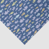 ネイビーブルーで泳ぐ航海のかわいい魚の姿 薄葉紙 (詳細)