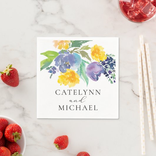 ネイビーブルーとイエローのフローラ エレガント スタンダードカクテルナプキン (インサイチュ)