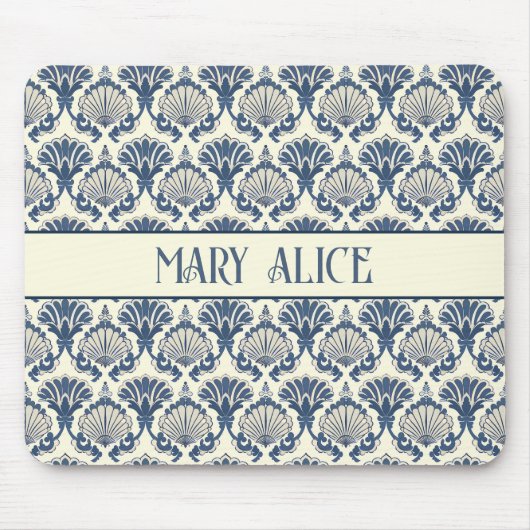 ネイビーブルーとクリームシーシェルパターン マウスパッド (正面)