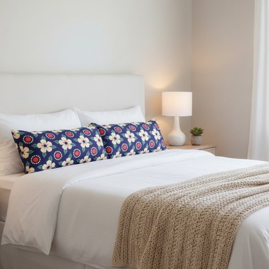 ネイビーブルーとクリーム花 ボディピロー