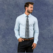 ネイビーブルーとシルバーのエレガントペイズリー ネクタイ