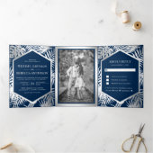 ネイビーブルーとシルバー箔トロピカルパーム結婚ズ 三つ折り招待状 (内部)