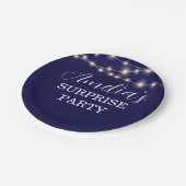 ネイビーブルーとストリングライトサプライズ誕生日 ペーパープレート (アングル)