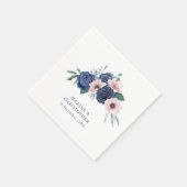 ネイビーブルーとブラッシュの花柄幾何学模様の結婚式 スタンダードカクテルナプキン (角)