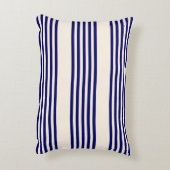 ネイビーブルーとベージュの5つのストライプパターン アクセントクッション (裏面(縦))