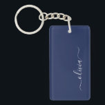 ネイビーブルーとホワイトモノグラモダンム キーホルダー<br><div class="desc">ネイビーブルーとホワイトモノグラムモダンコレクションの紹介：ネイビーブルーとホワイトの配色を特徴とする洗練されたコレクショコンテンポラリーンで、あなたの家の装飾を高める。各ピースは優雅さとスタイルを醸し出すように細心の注意を払って作られ、どの部屋にもtouchモダンを追加すしゃれているるのに最適である。あなたはピロー、壁モノグラムのアート、シックなキッチンアクセサリーを探すかどうかパーソナライズされた、私たちのコレクションはあなたの好みに合わせて幅広いオプションを提供し、あなたの宇宙を補完する。あなたの個性とスタイルを反映する本当に好きな外観を作成するためにモノグラムで各ユニークアイテムをパーソナライズ。あなたは自分の家を更新するか、完璧な贈り物を探すかにかかわらず、私たちのネイビーブルーとホワイトモノグラムモダンコレクションは、その時代を超えたデザインと完璧な職人技で感動を与えてくれるに違いない。</div>