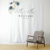 ネイビーブルーとホワイトローズ結婚ズバックドロップ タペストリー (インサイチュ)
