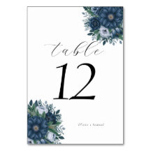 ネイビーブルーとライトブルーのエレガントな結婚式