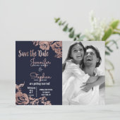 ネイビーブルーとローズゴールドの花柄のSave the Date セーブザデート (スタンド正面)